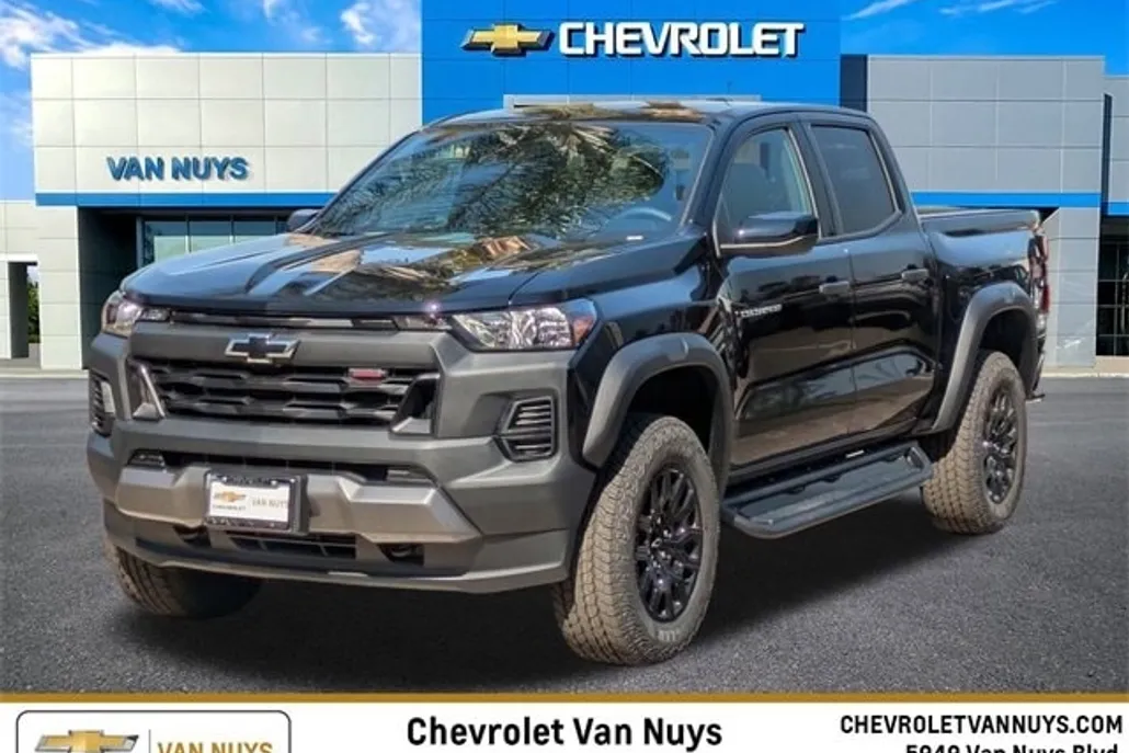 2026 Chevrolet Colorado Trail Boss photo 1