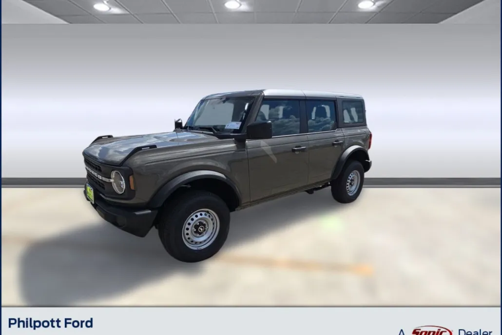 2025 Ford Bronco Base photo 1