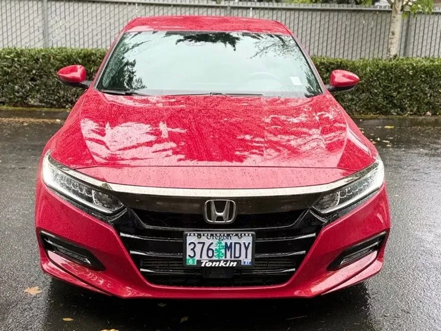 2019 Honda Accord Sport photo 1