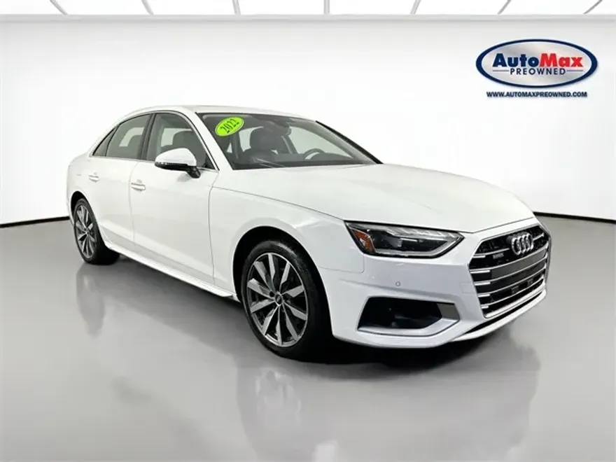 2022 Audi A4 40 Premium Plus photo 1