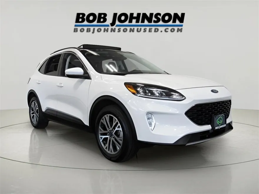 2022 Ford Escape SEL photo 1