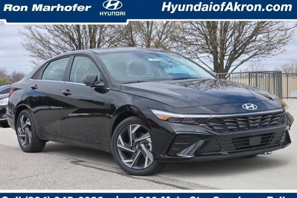 2025 Hyundai Elantra Limited photo 1