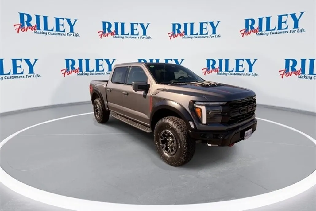 2025 Ford F-150 Raptor photo 1