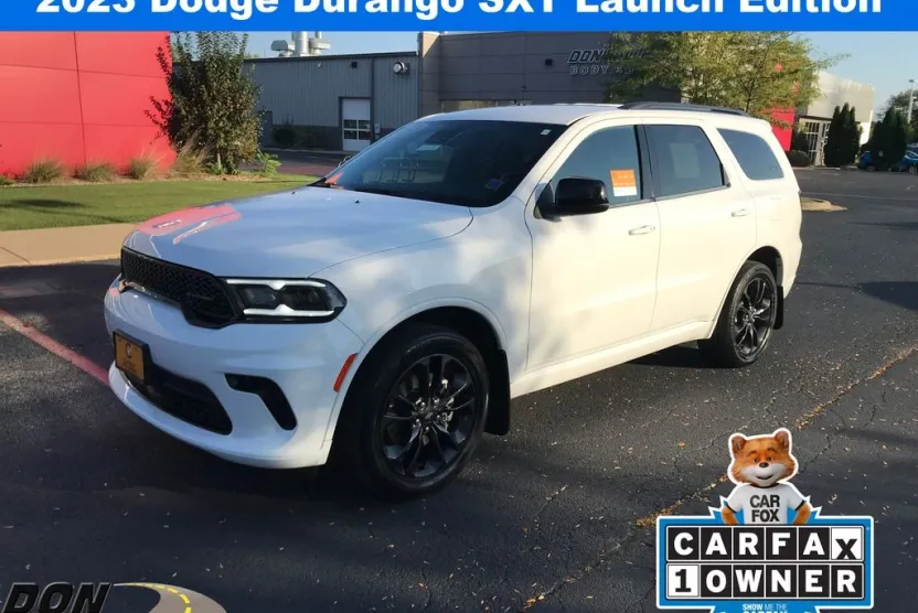 2023 Dodge Durango SXT photo 1