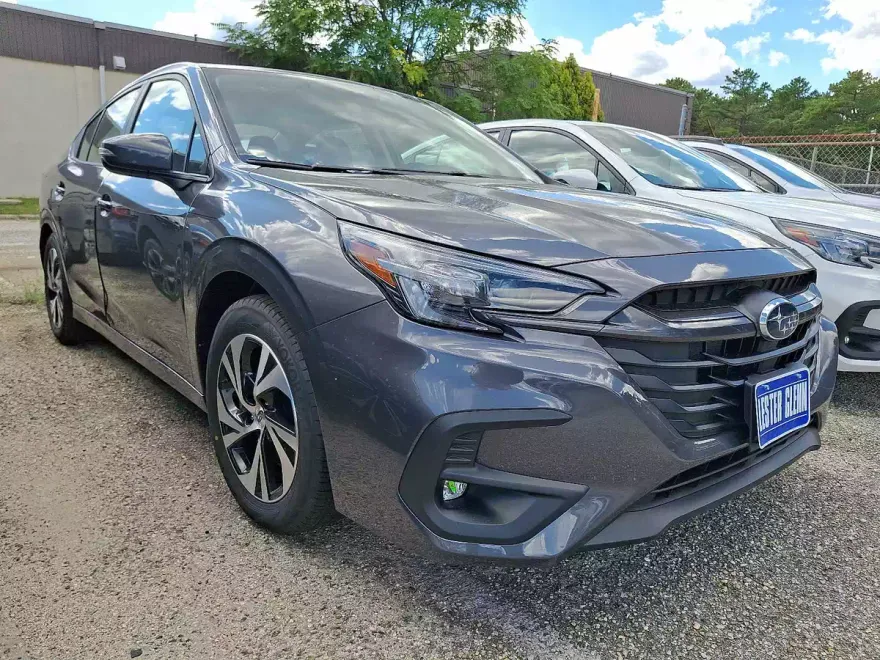 2025 Subaru Legacy Premium photo 1
