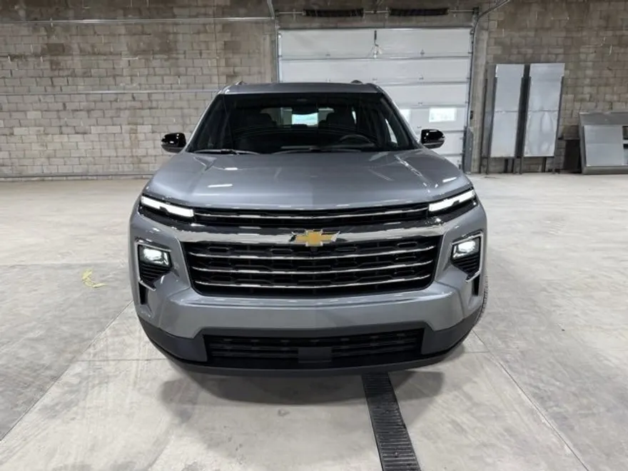 2026 Chevrolet Traverse photo 1