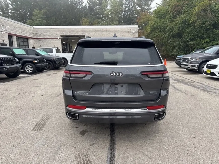 2021 Jeep Grand Cherokee Overland photo 1