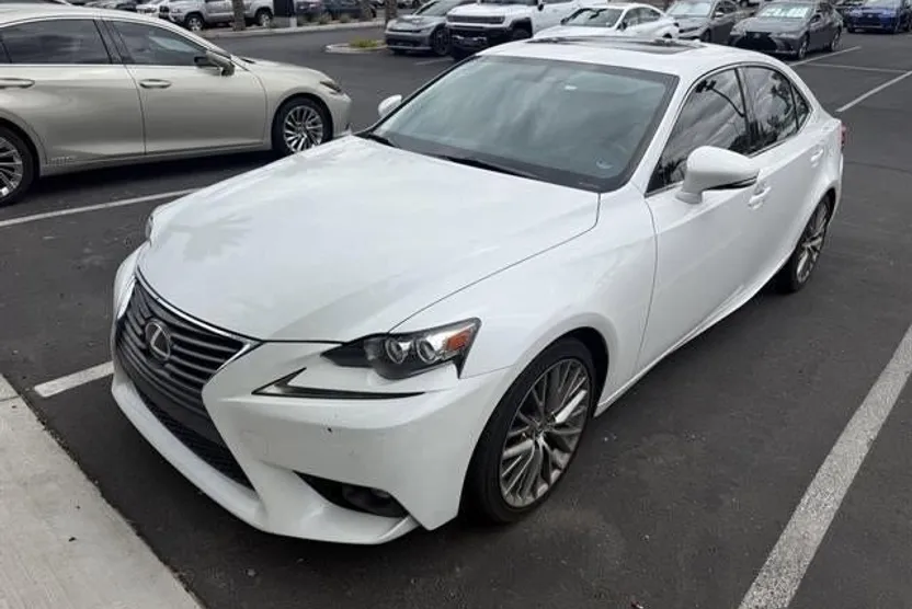 2015 Lexus IS 250 photo 1