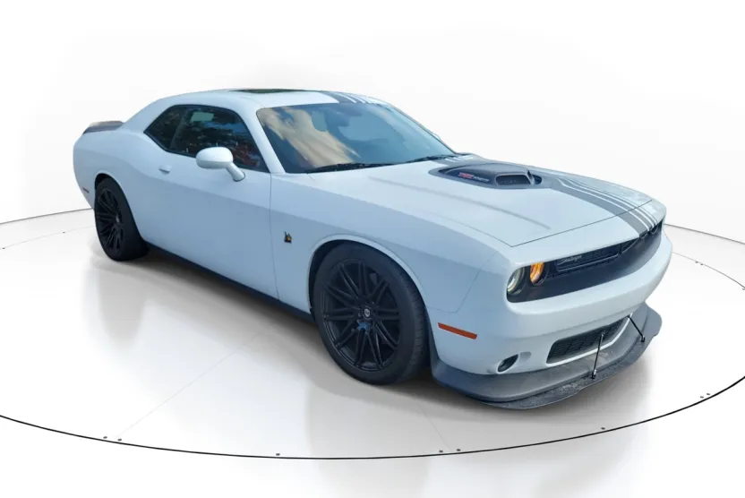 2021 Dodge Challenger R/T Scat Pack photo 1