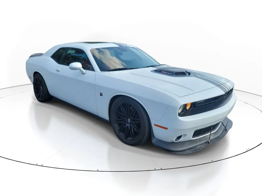2021 Dodge Challenger R/T Scat Pack photo 1