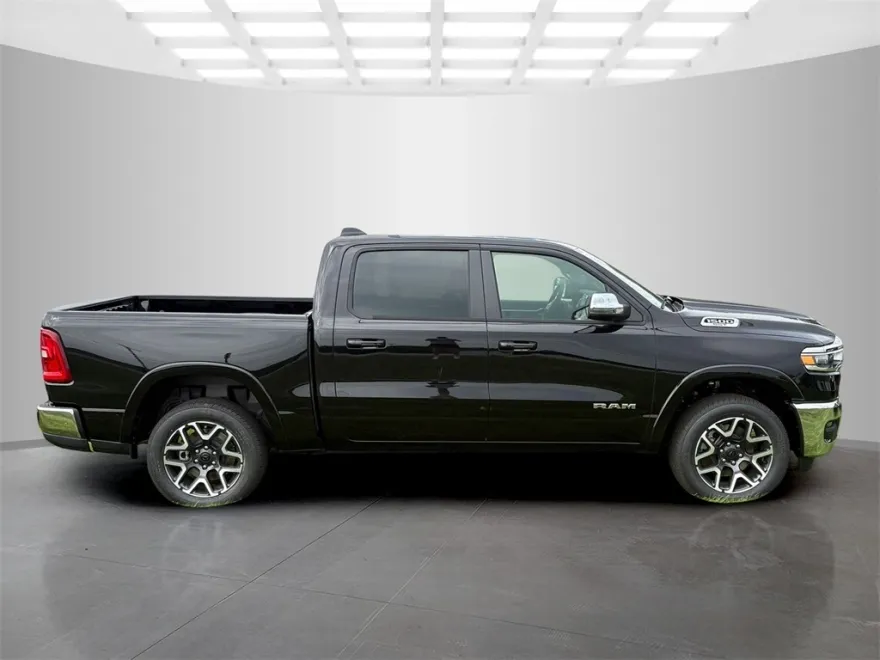 2025 Ram 1500 Laramie photo 1