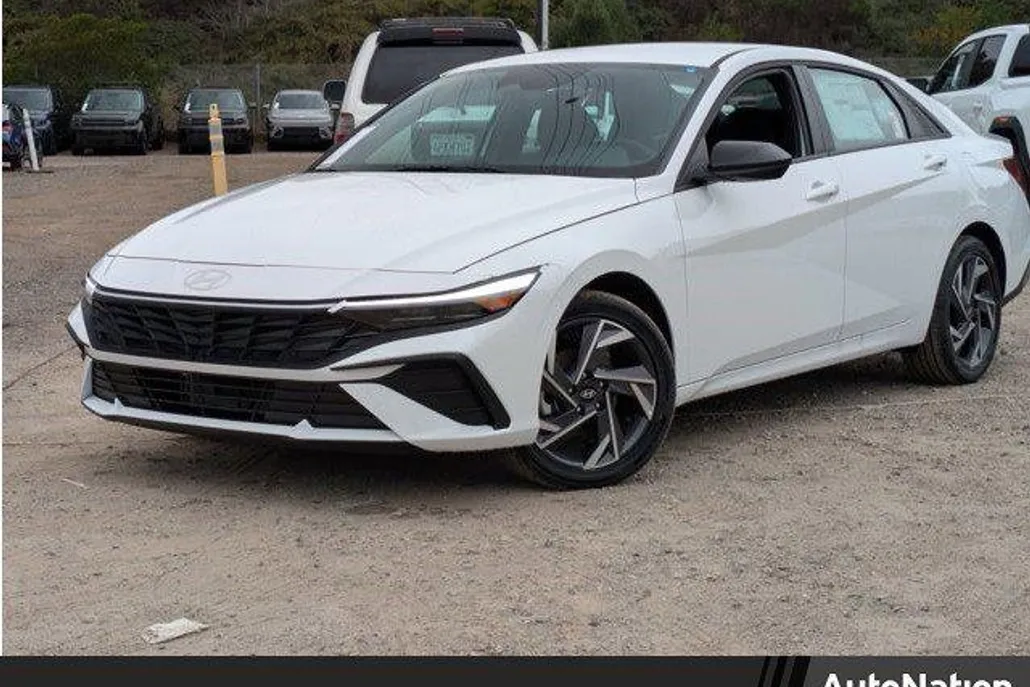 2025 Hyundai Elantra Hybrid SEL Sport photo 1