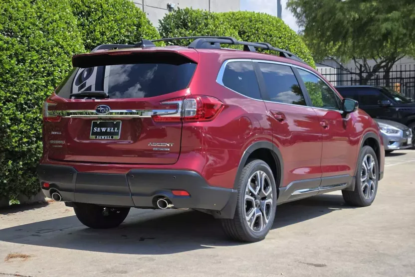 2025 Subaru Ascent Limited photo 1