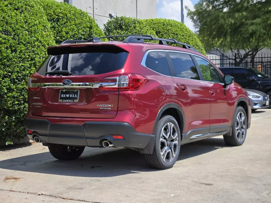 2025 Subaru Ascent Limited photo 1