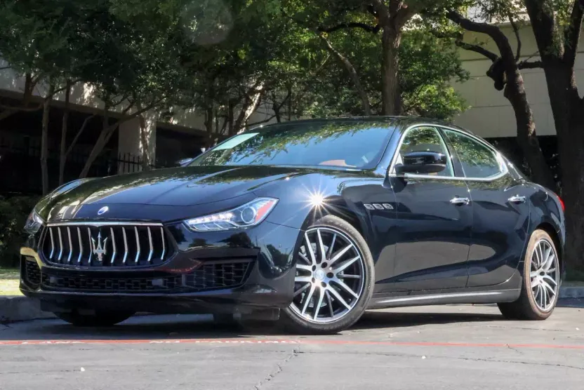 2019 Maserati Ghibli S Q4 photo 1