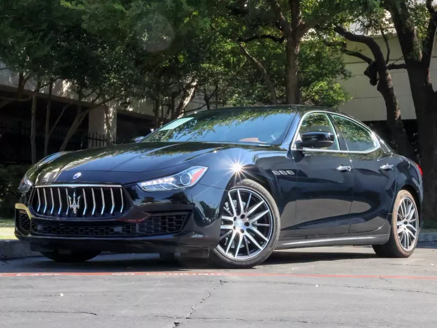 2019 Maserati Ghibli S Q4 photo 1