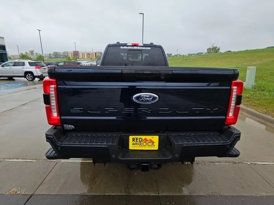 2025 Ford F-350 XL photo 1
