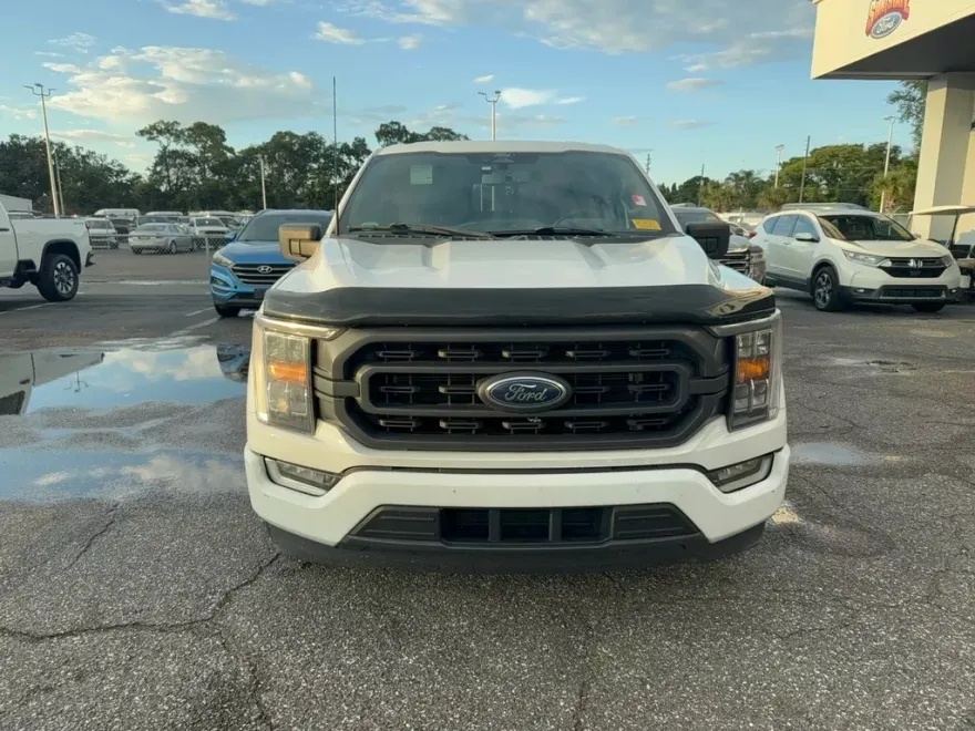 2022 Ford F-150 XLT photo 1