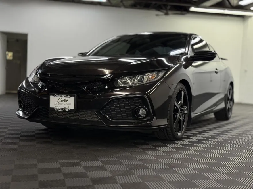 2017 Honda Civic Si photo 1