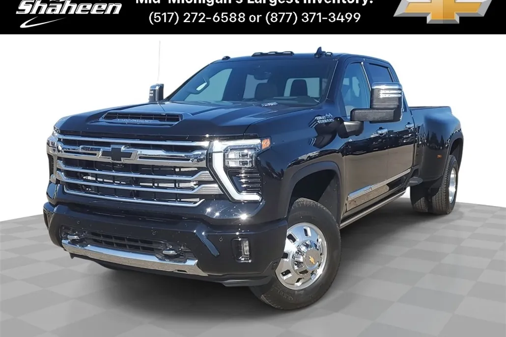 2025 Chevrolet Silverado 3500HD High Country photo 1