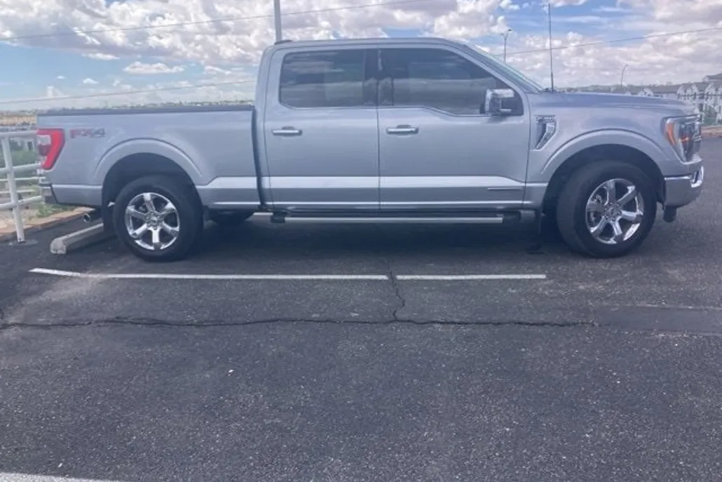 2023 Ford F-150 XLT photo 1