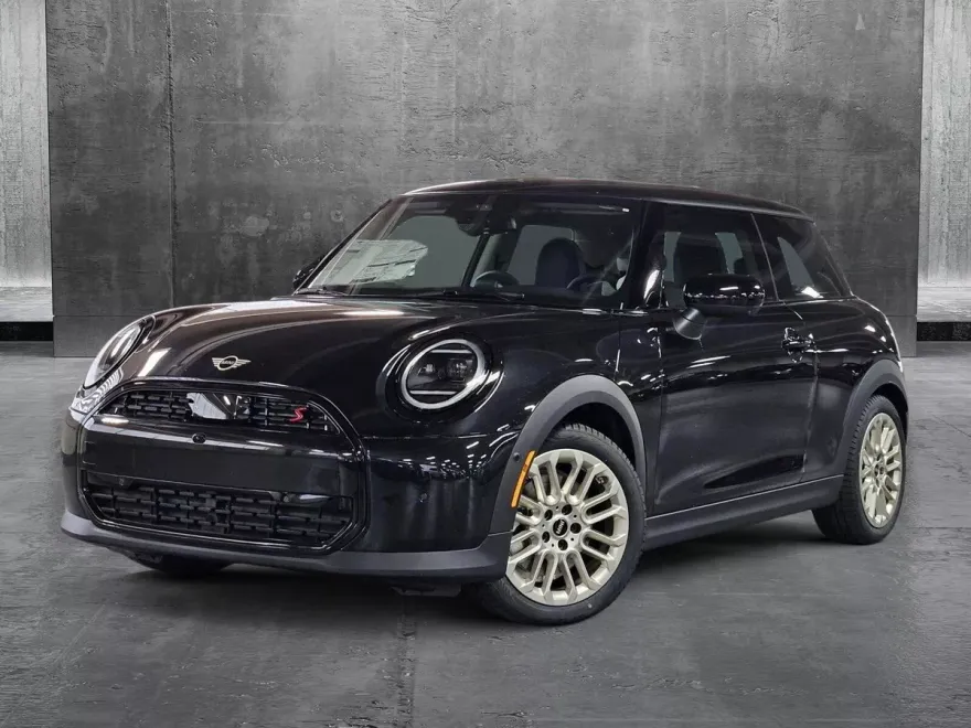 2025 Mini Cooper 2 Door Hardtop S Iconic photo 1
