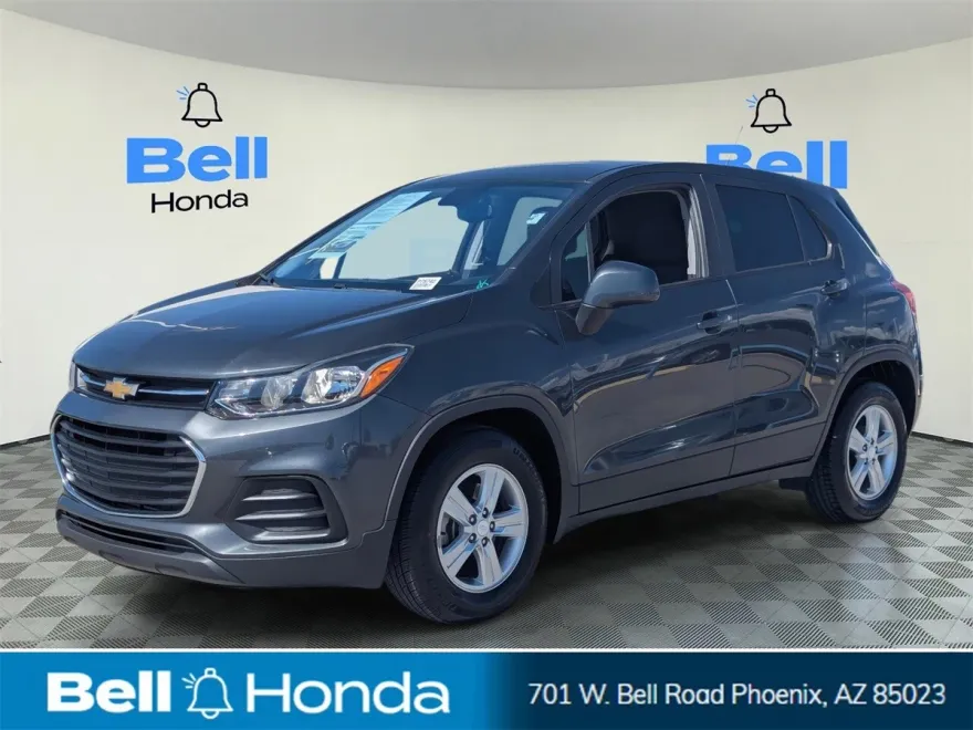 2020 Chevrolet Trax LS photo 1