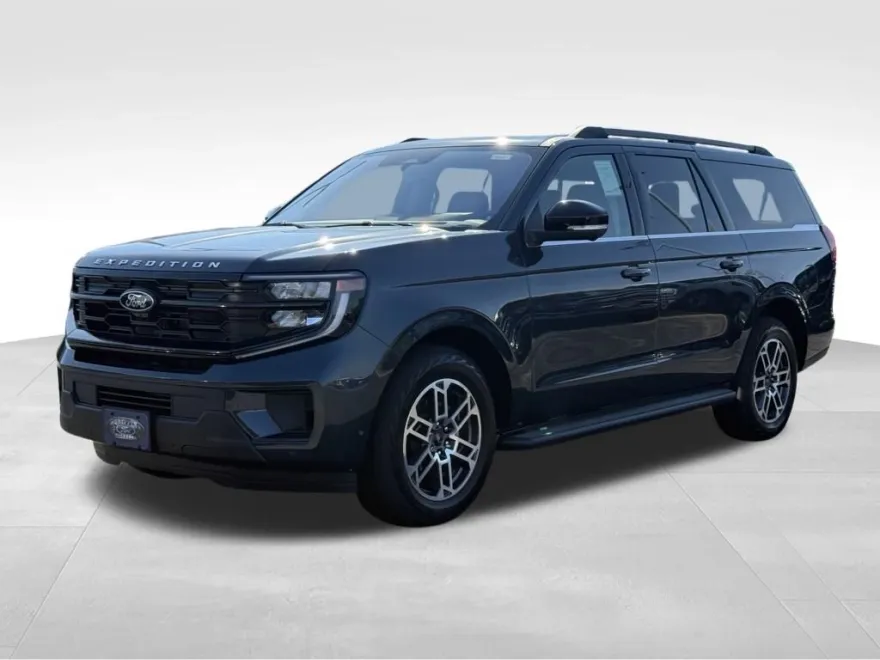 2025 Ford Expedition MAX photo 1