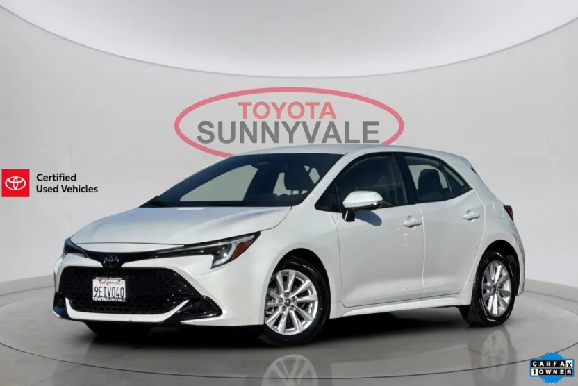 2023 Toyota Corolla SE photo 1