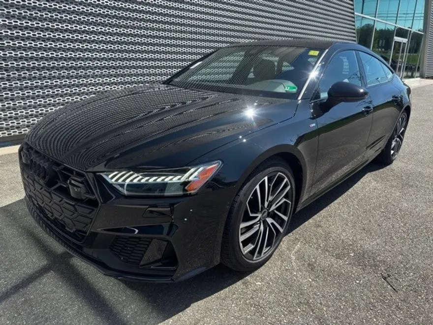 2025 Audi A7 55 Premium Plus photo 1