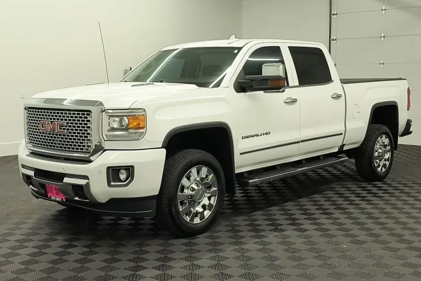 2016 Gmc Sierra 2500 Denali photo 1