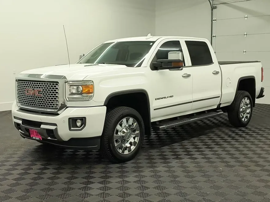2016 Gmc Sierra 2500 Denali photo 1