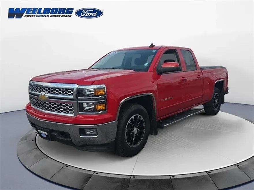 2015 Chevrolet Silverado 1500 LT photo 1