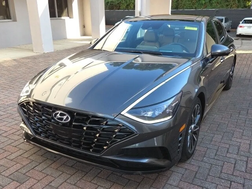 2023 Hyundai Sonata Limited photo 1