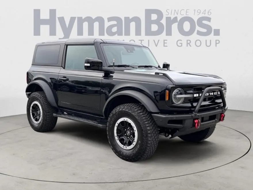 2023 Ford Bronco Outer Banks photo 1