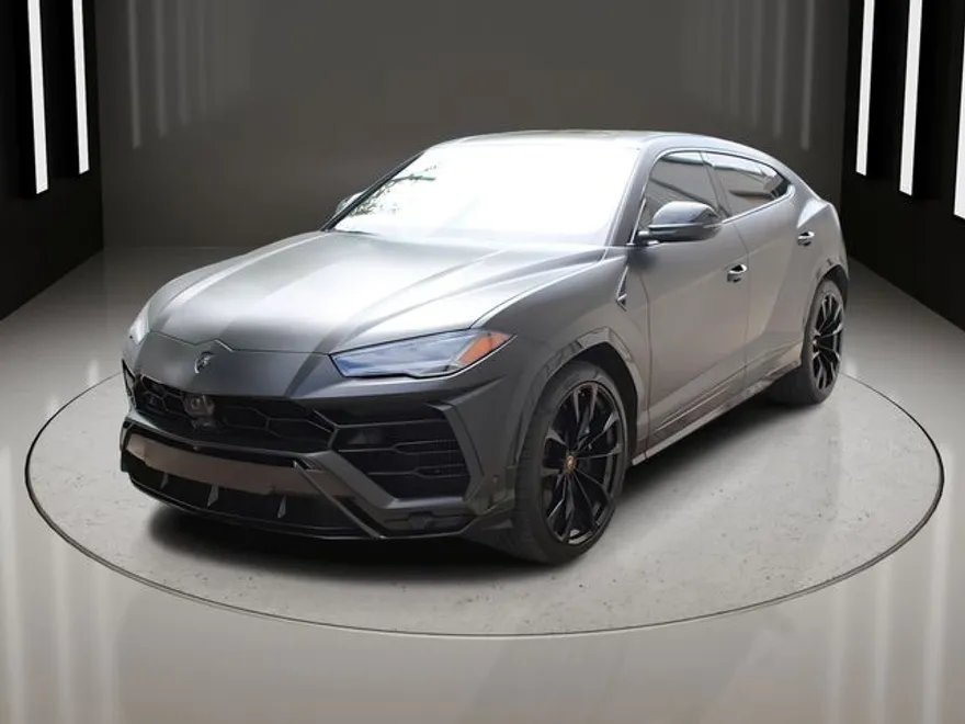 2019 Lamborghini Urus Base photo 1