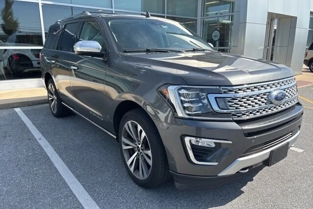 2020 Ford Expedition Platinum photo 1