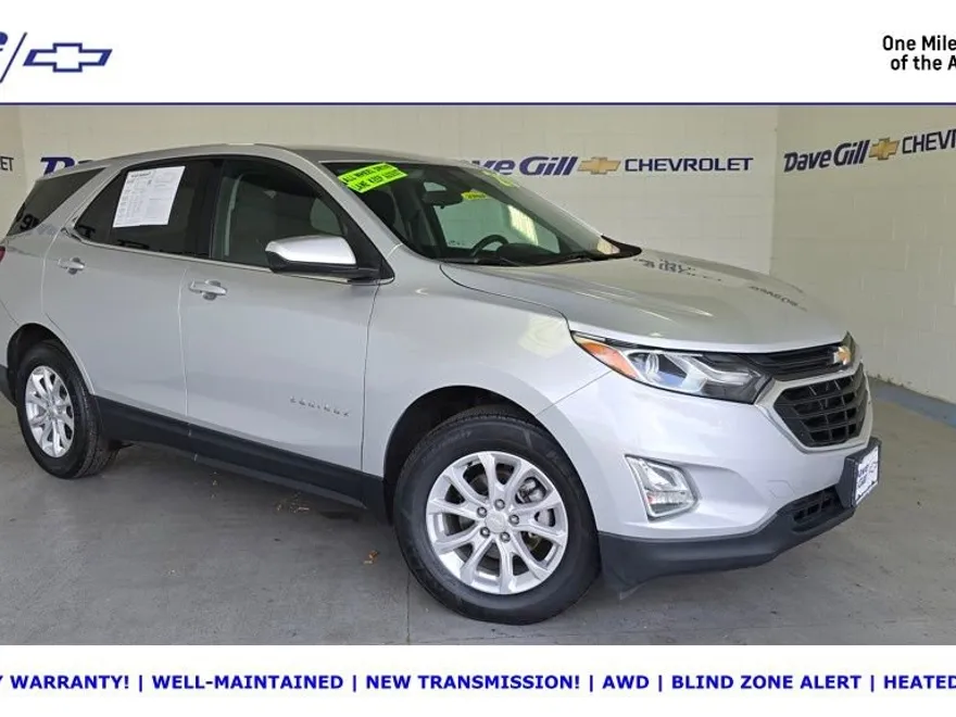 2020 Chevrolet Equinox LT photo 1