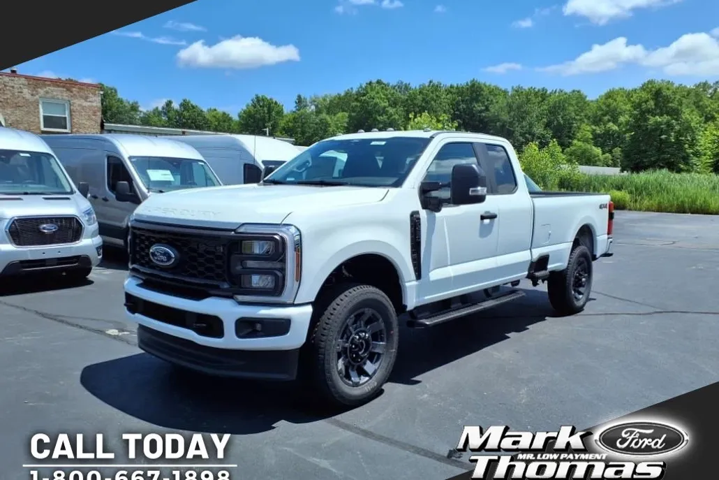 2025 Ford F-250 XL photo 1