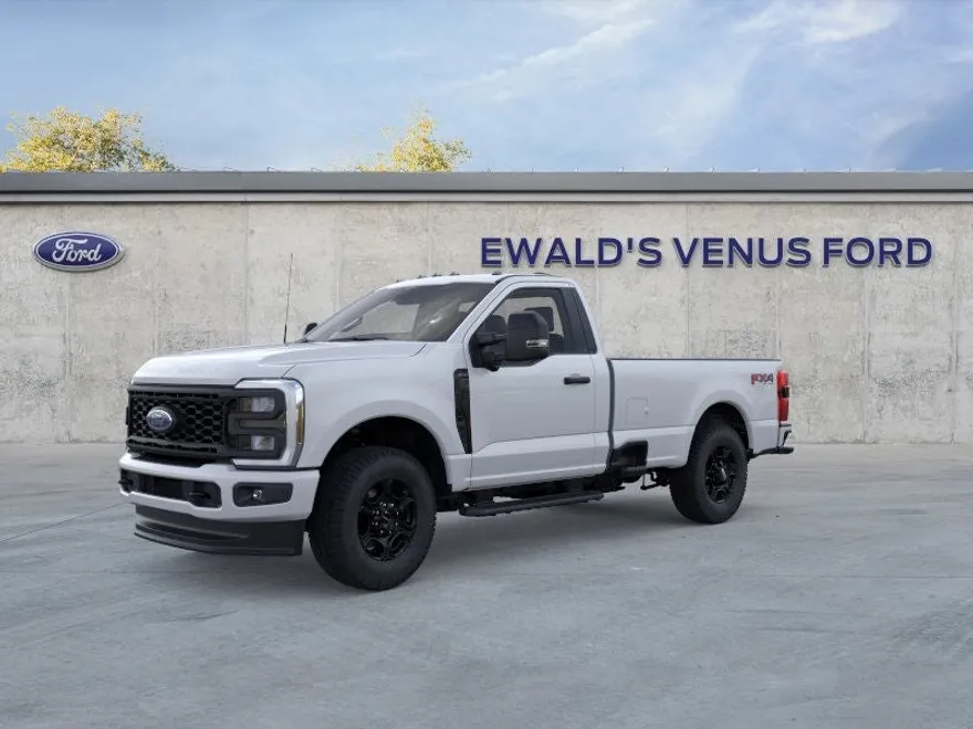 2025 Ford F-350 photo 1
