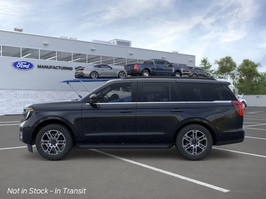 2025 Ford Expedition photo 1