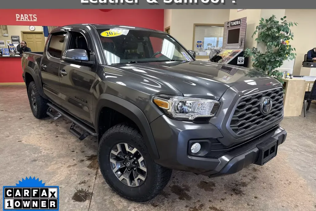 2022 Toyota Tacoma TRD V6 photo 1
