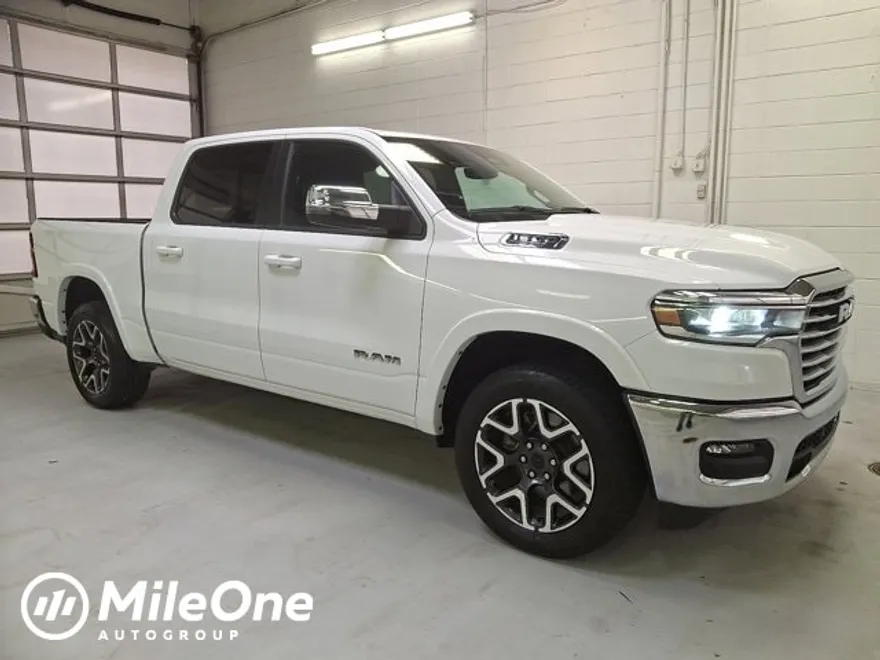 2025 Ram 1500 Laramie photo 1