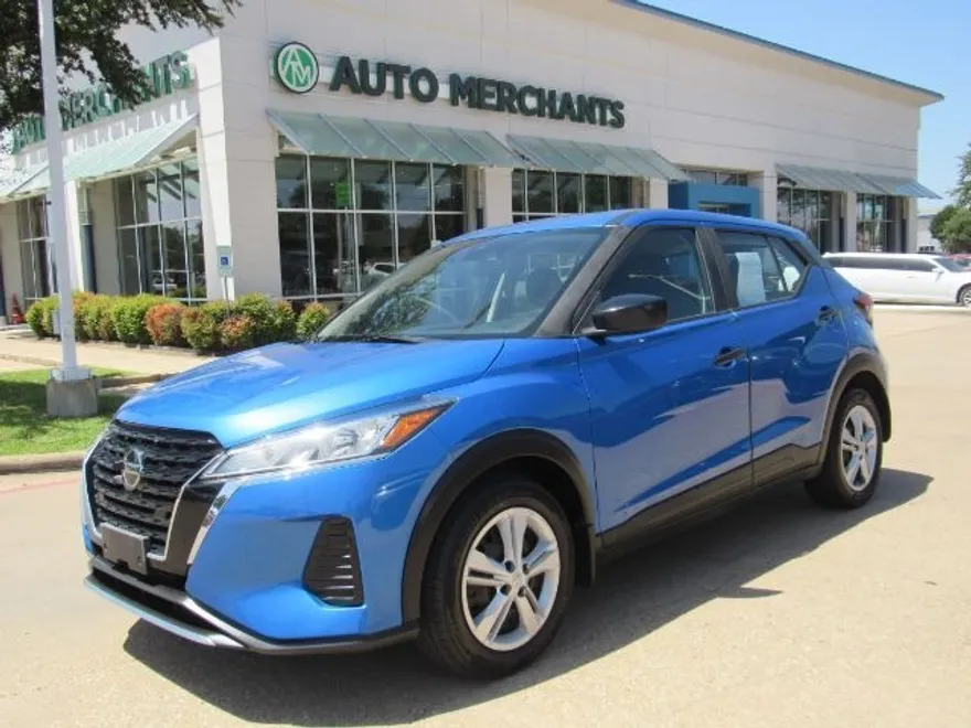 2021 Nissan Kicks S photo 1