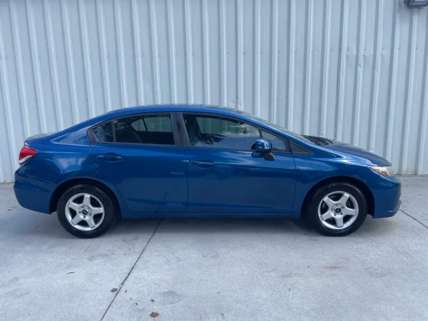 2013 Honda Civic LX photo 1