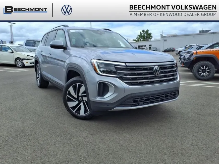 2024 Volkswagen Atlas SE Technology photo 1