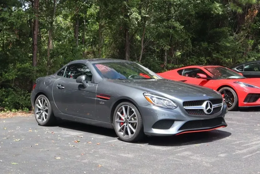 2018 Mercedes Benz SLC 300 photo 1