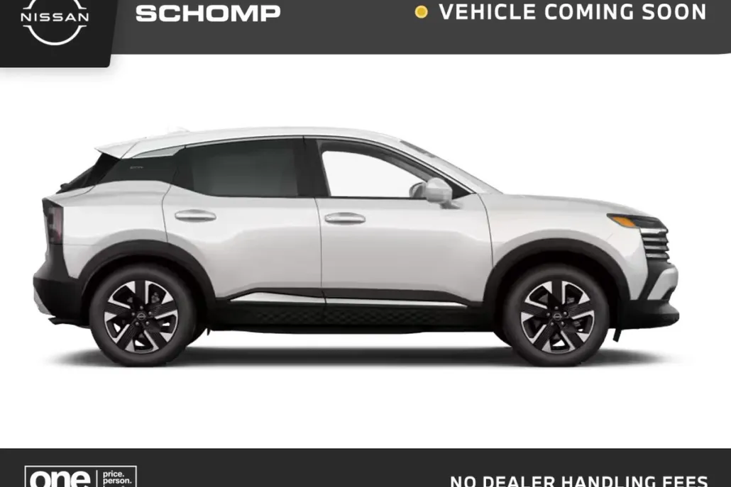 2025 Nissan Kicks SV photo 1