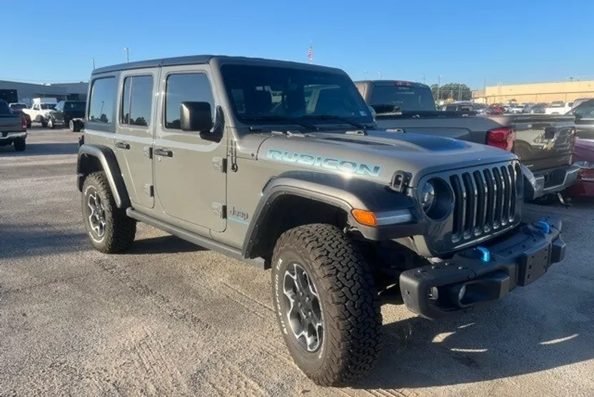 2023 Jeep Wrangler Rubicon 4xe photo 1