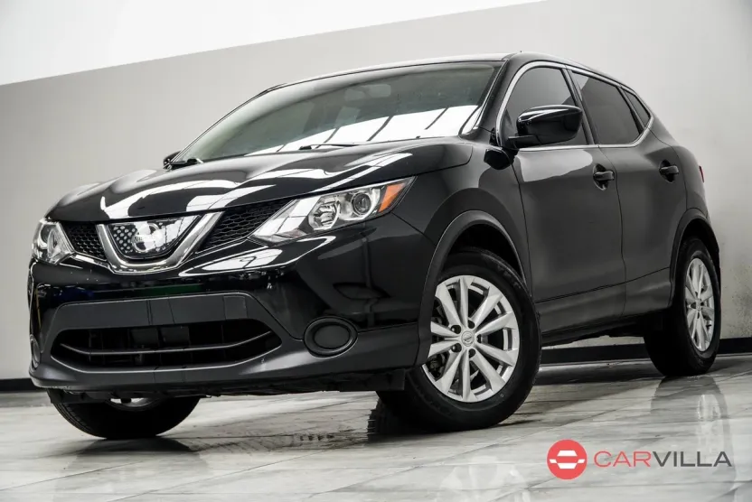 2018 Nissan Rogue Sport S photo 1